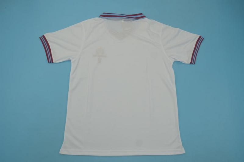 Camiseta retro de visitante del West Ham United 1980