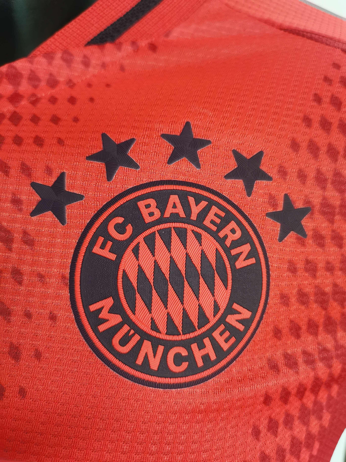 Camiseta de local del jugador del Bayern Múnich