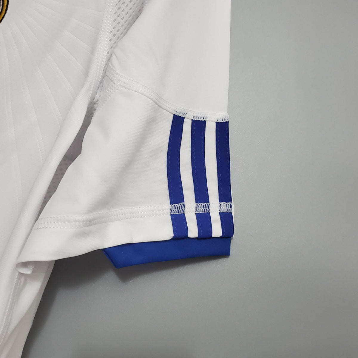 Camiseta Retro Real Madrid Primera 2010/2011