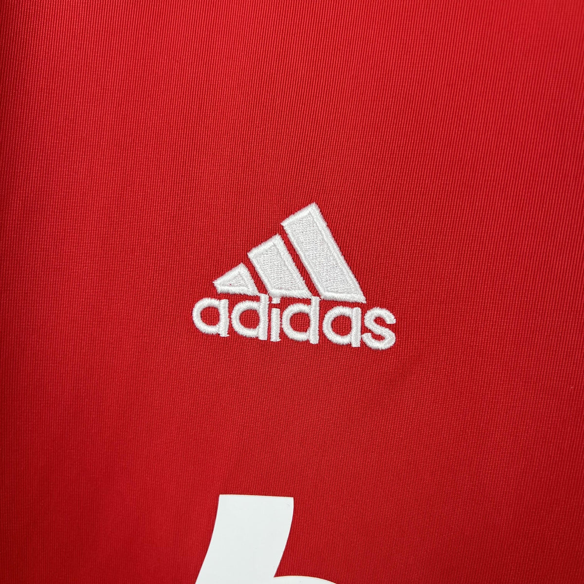 Camiseta retro de visitante del Real Madrid 2011/2012