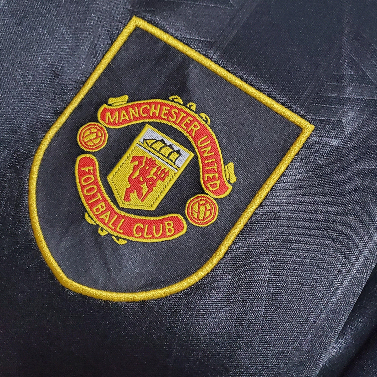 Camiseta retro de visitante del Manchester United 1993/95