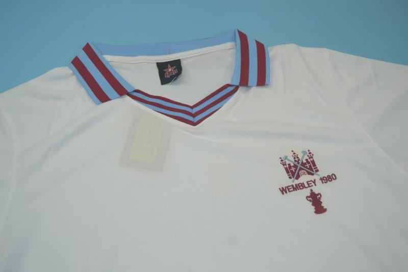 Camiseta retro de visitante del West Ham United 1980