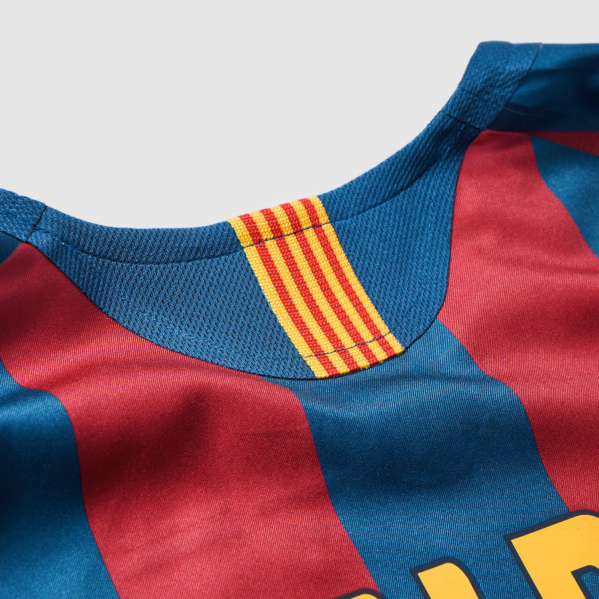 Nike FC Barcelona 2006 Reissue LS Shirt with Ronaldinho 10