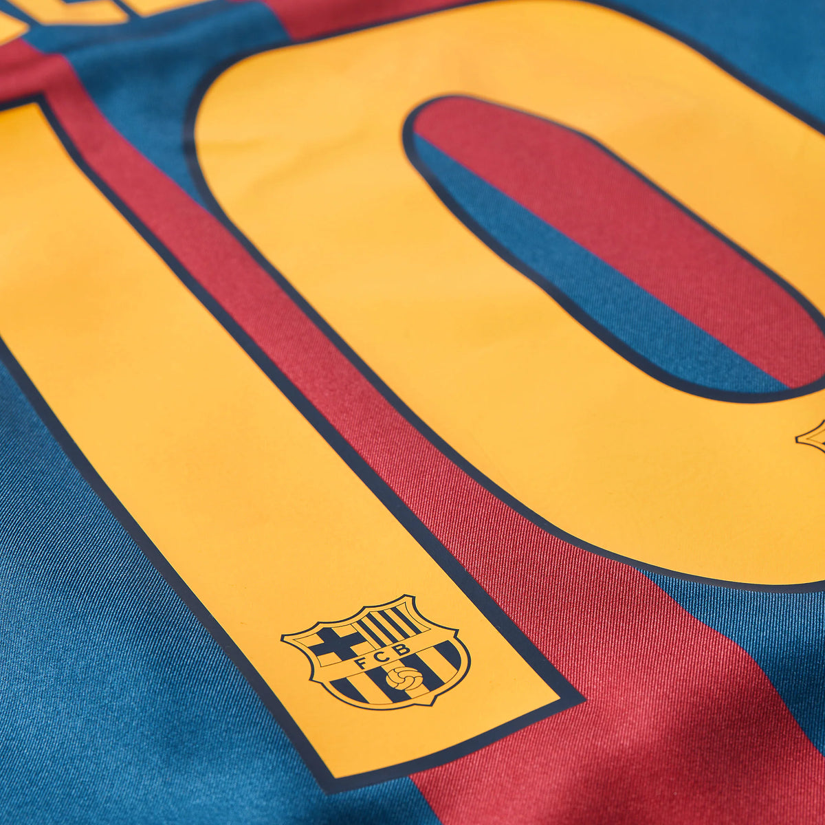 Nike FC Barcelona 2006 Reissue LS Shirt with Ronaldinho 10
