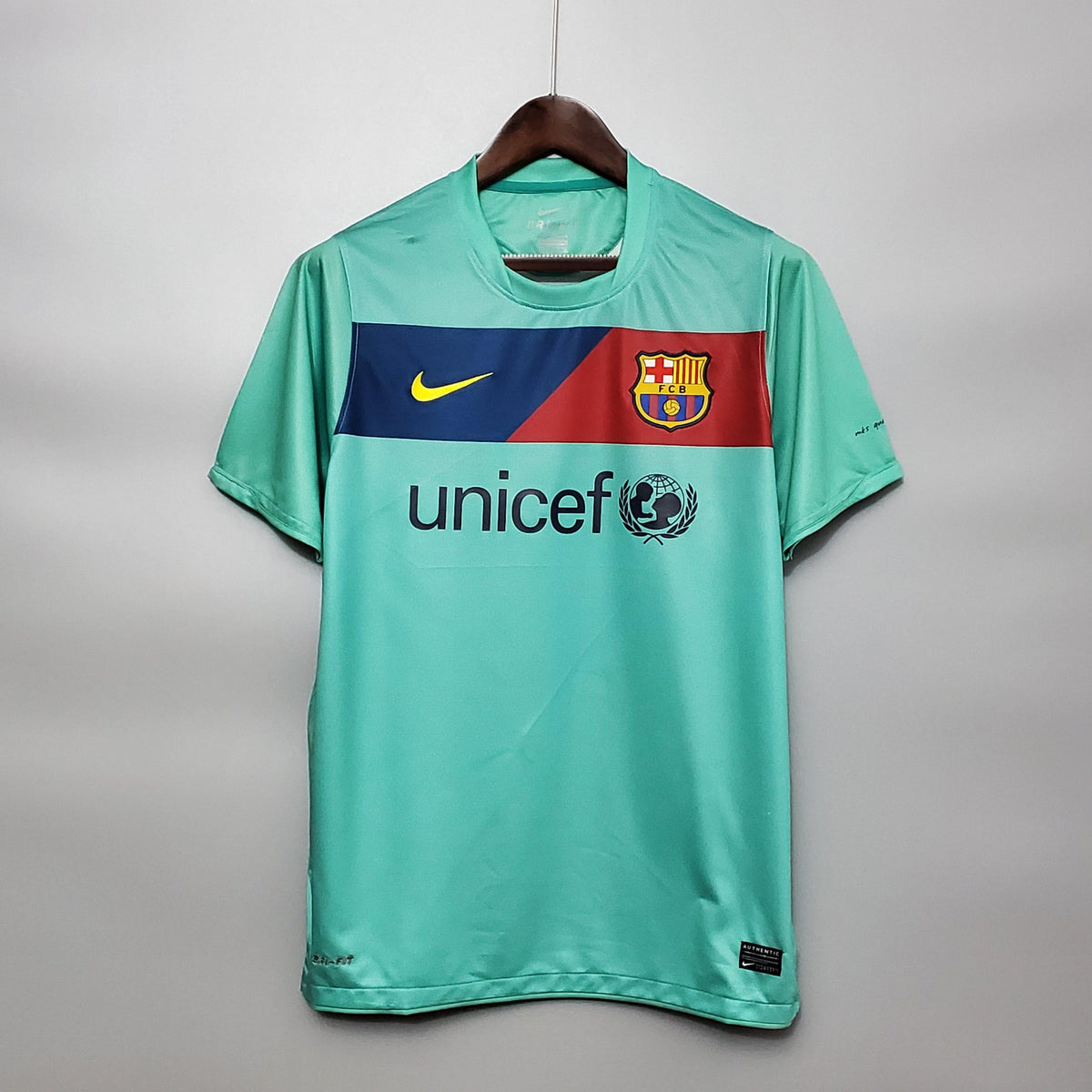 Camiseta retro de visitante del Barcelona 2010/2011