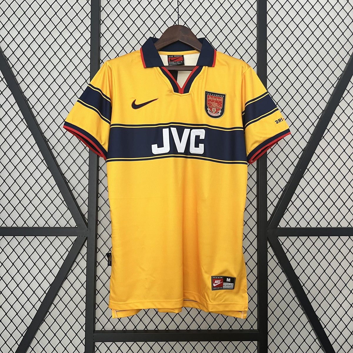 Camiseta retro visitante del Arsenal 1997/99