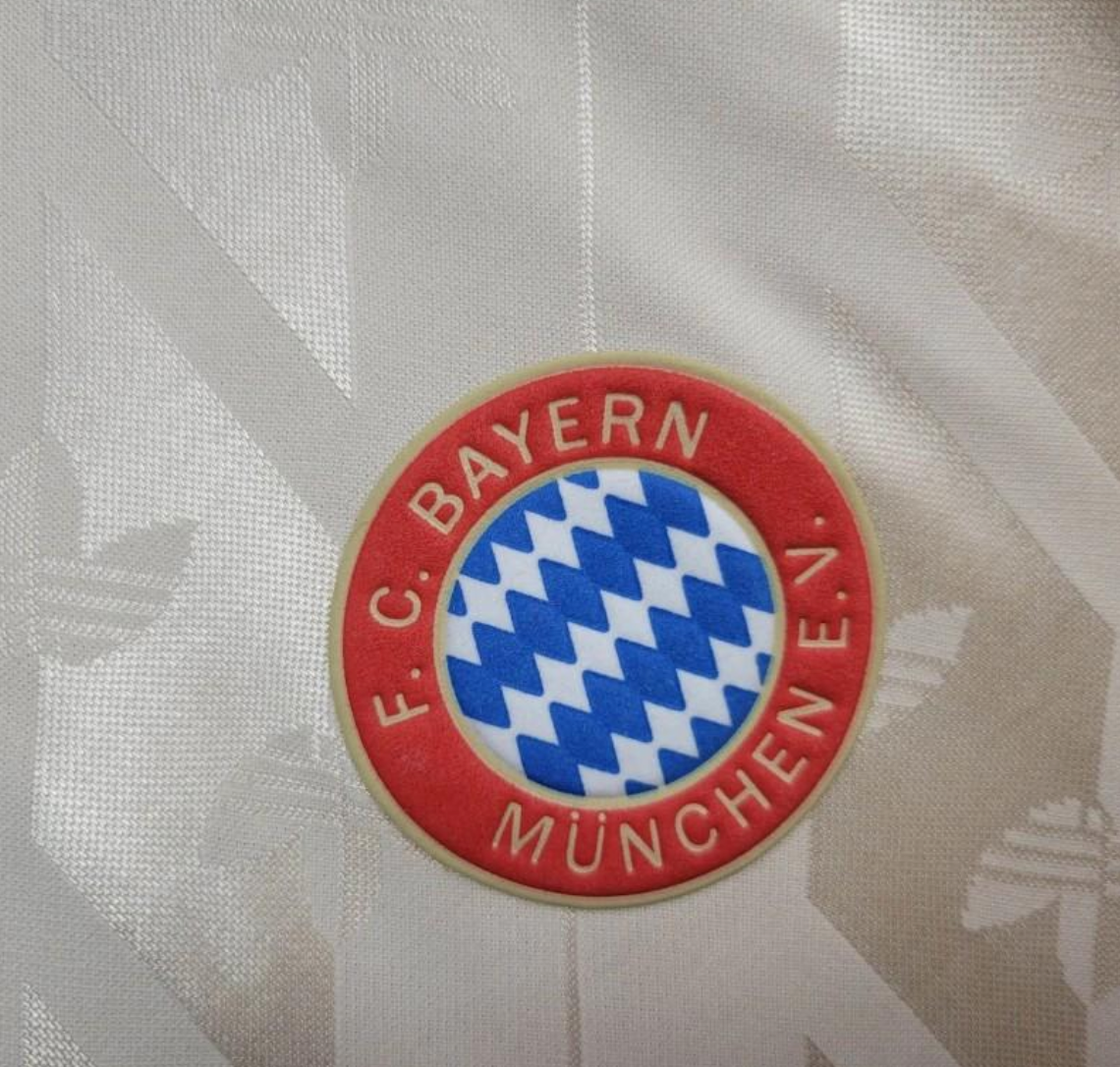 Camiseta retro del Bayern Múnich 