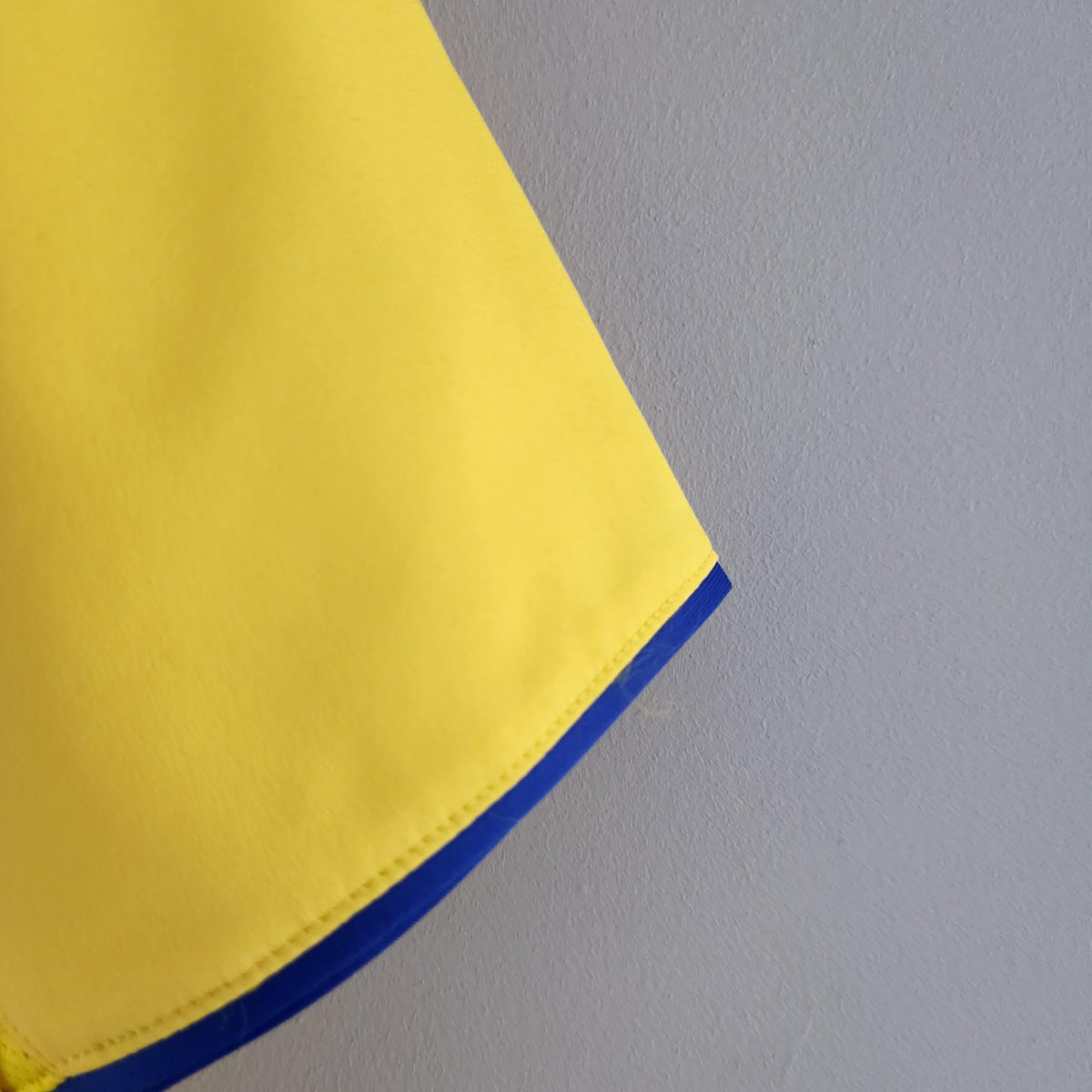 Camiseta retro de visitante del Arsenal 2003/05