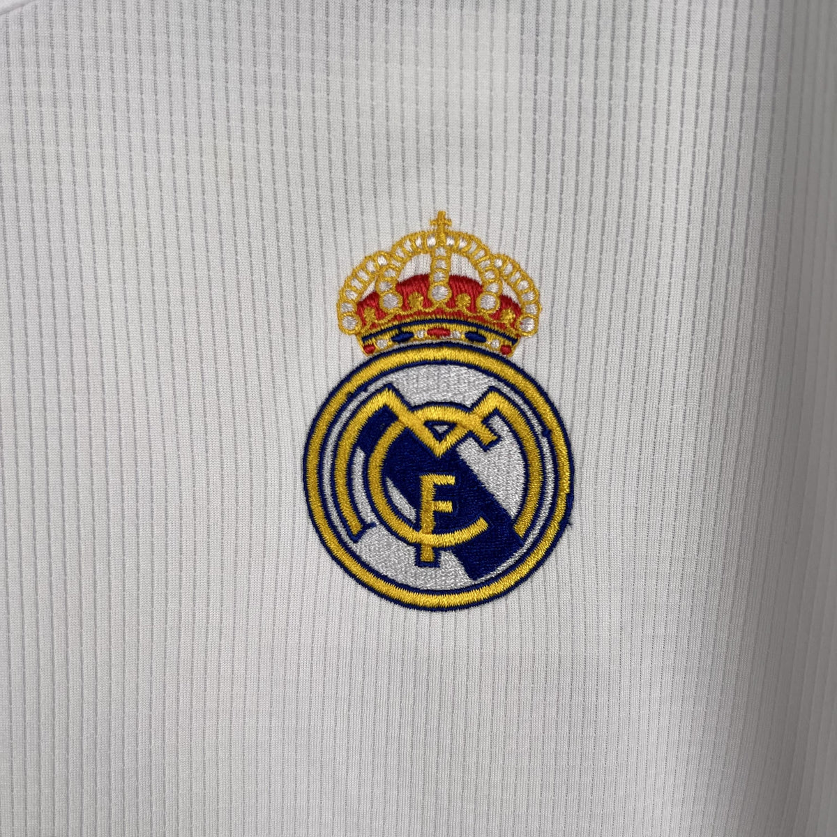 Camiseta retro local del Real Madrid 2019/2020 - Manga larga