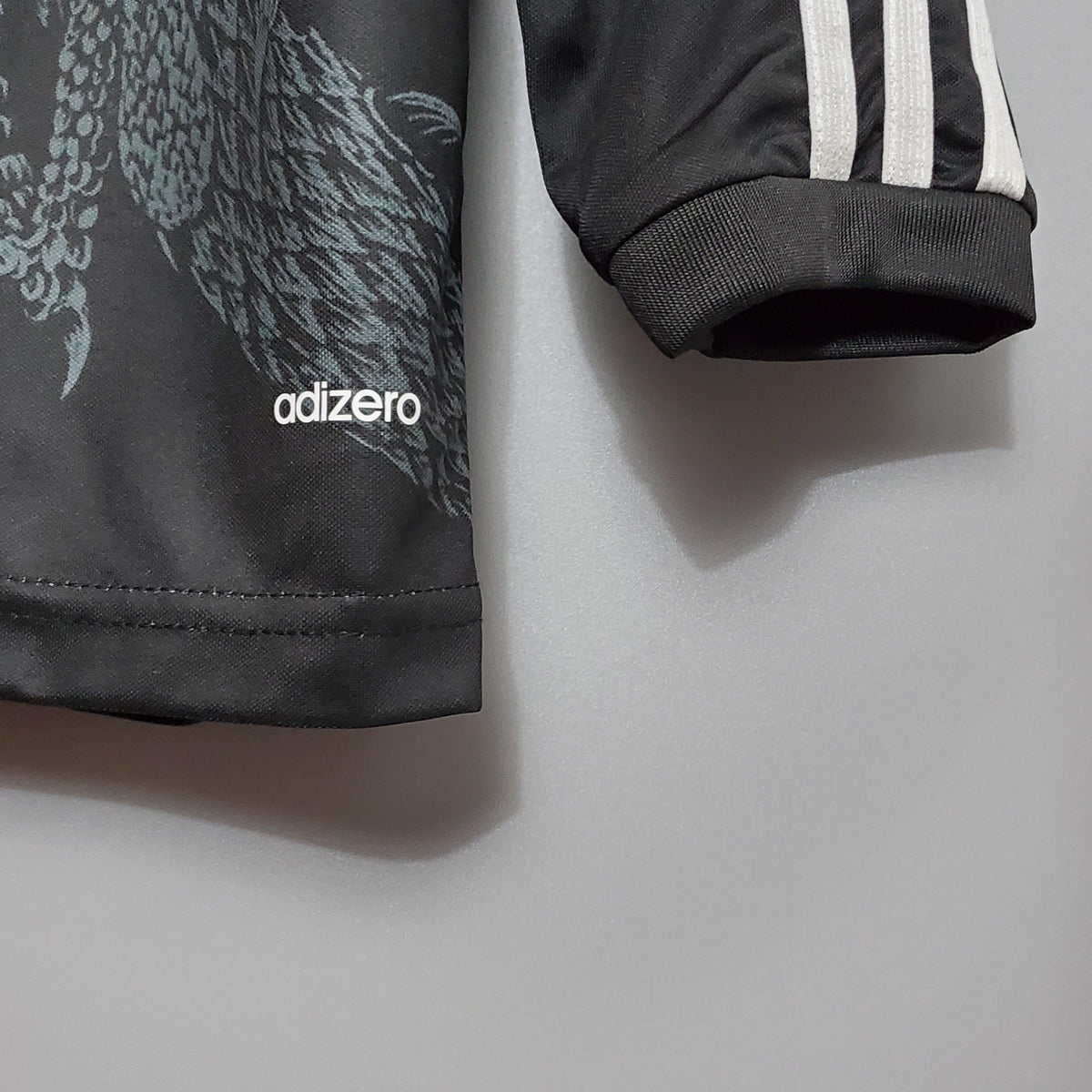 Camiseta retro de visitante del Real Madrid 2014/2015 - Manga larga