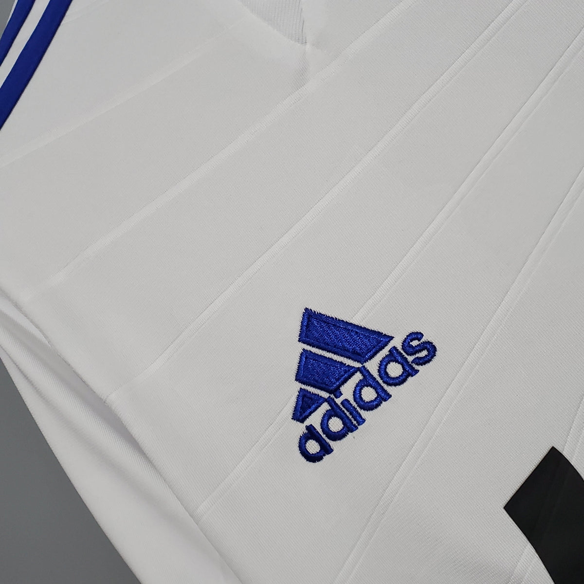 Camiseta retro local del Real Madrid 2010/2011 - Manga larga