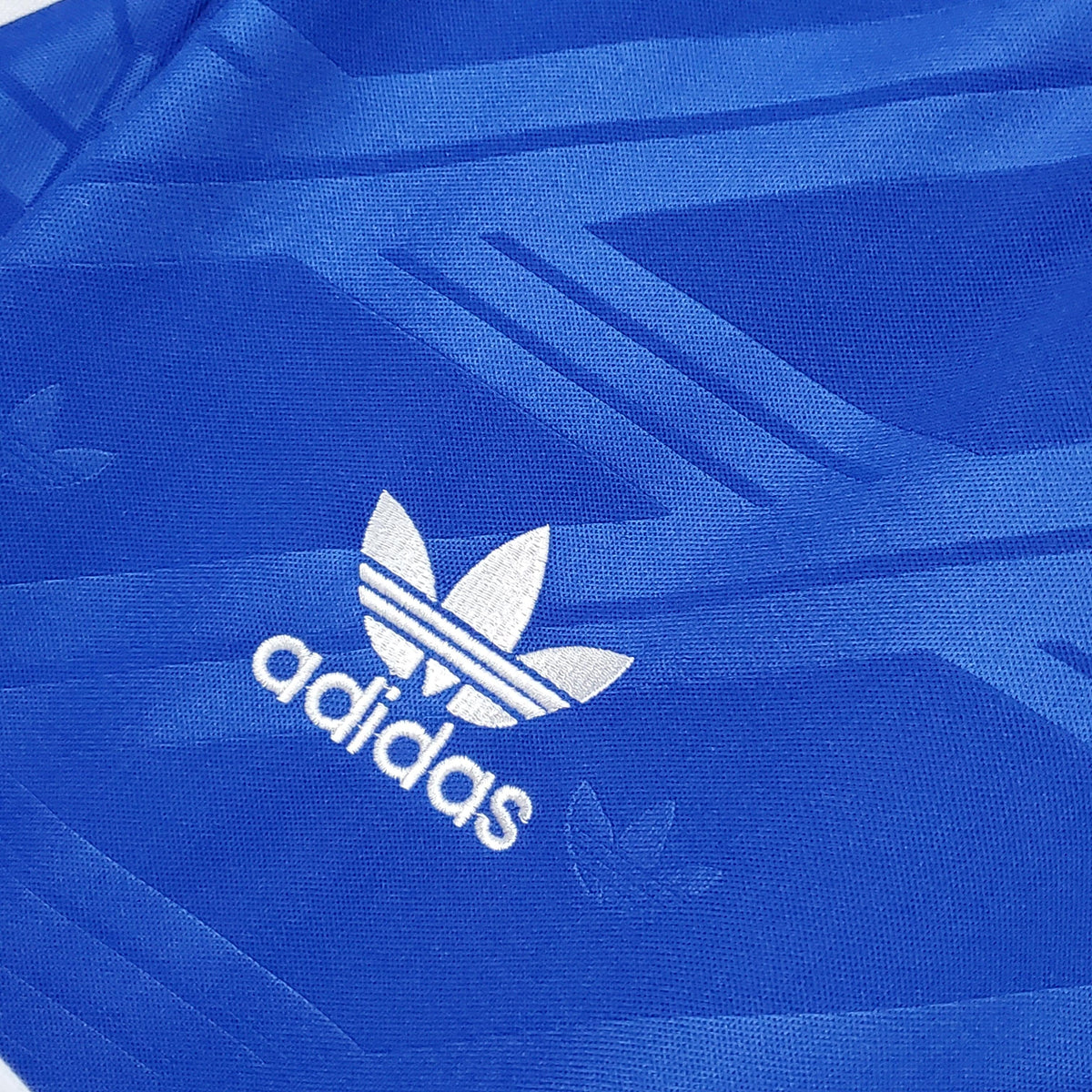 Camiseta retro de visitante del Manchester United 1986/88