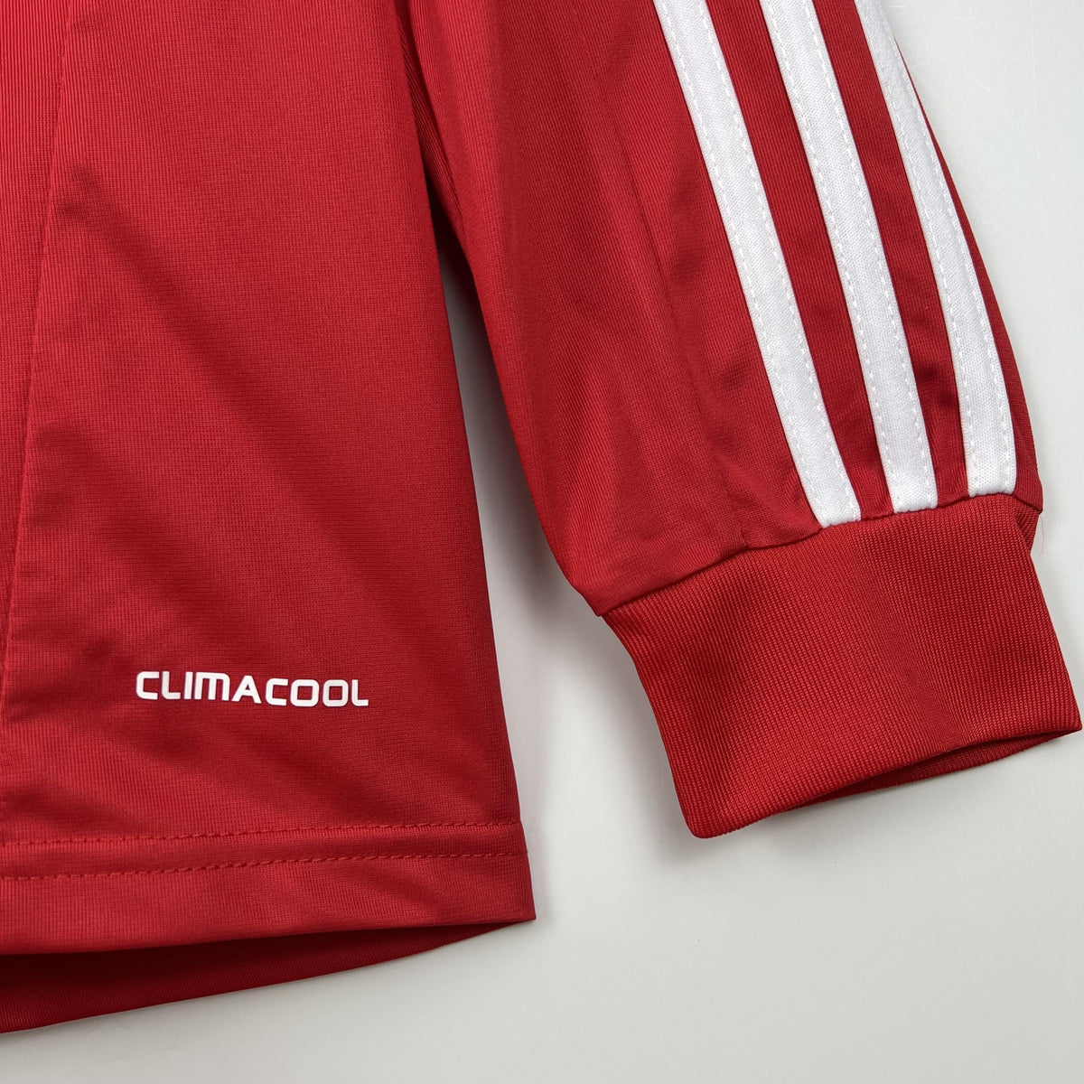 Camiseta retro de la tercera equipación del Real Madrid 2011/2012 - Manga larga