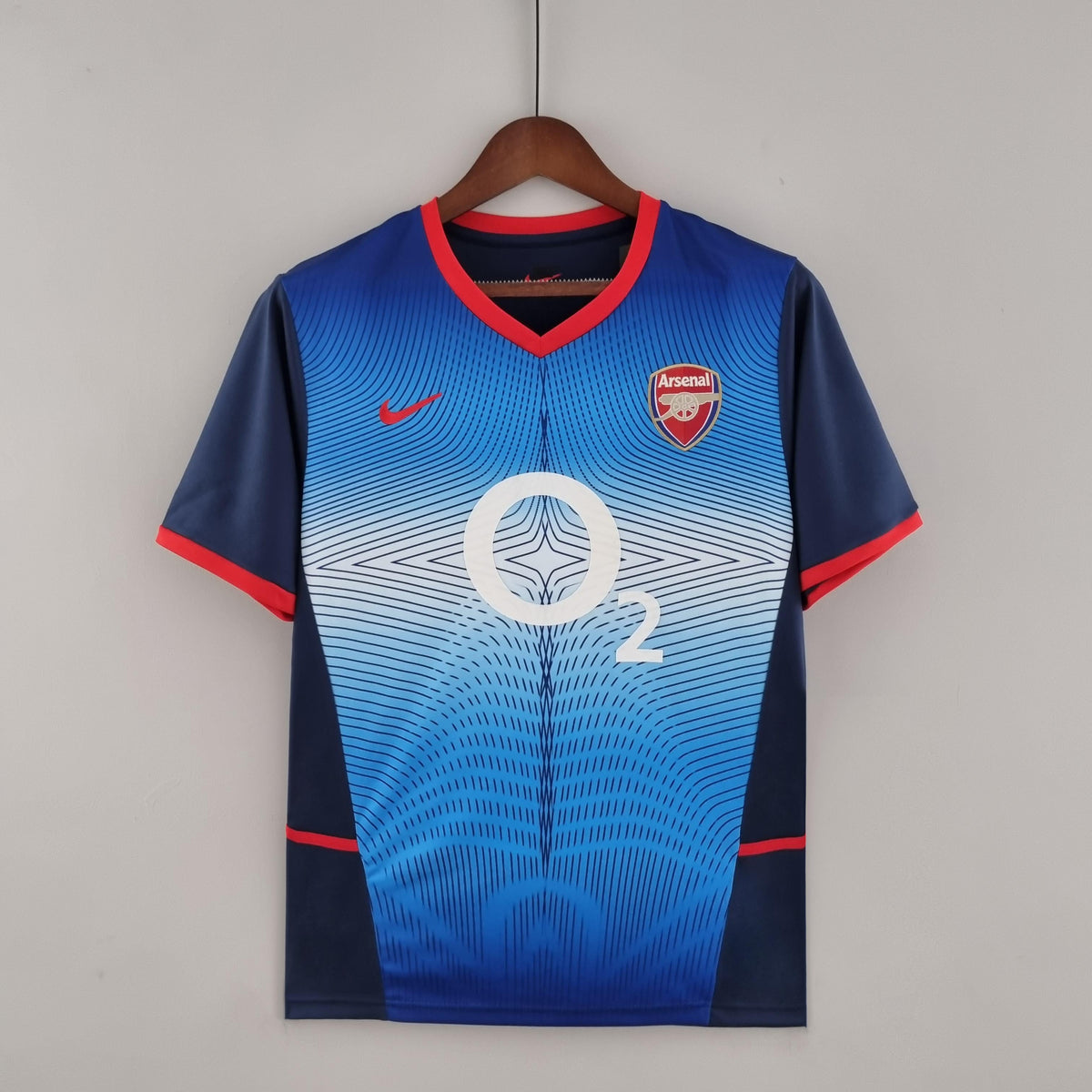 Camiseta retro visitante del Arsenal 2002/04