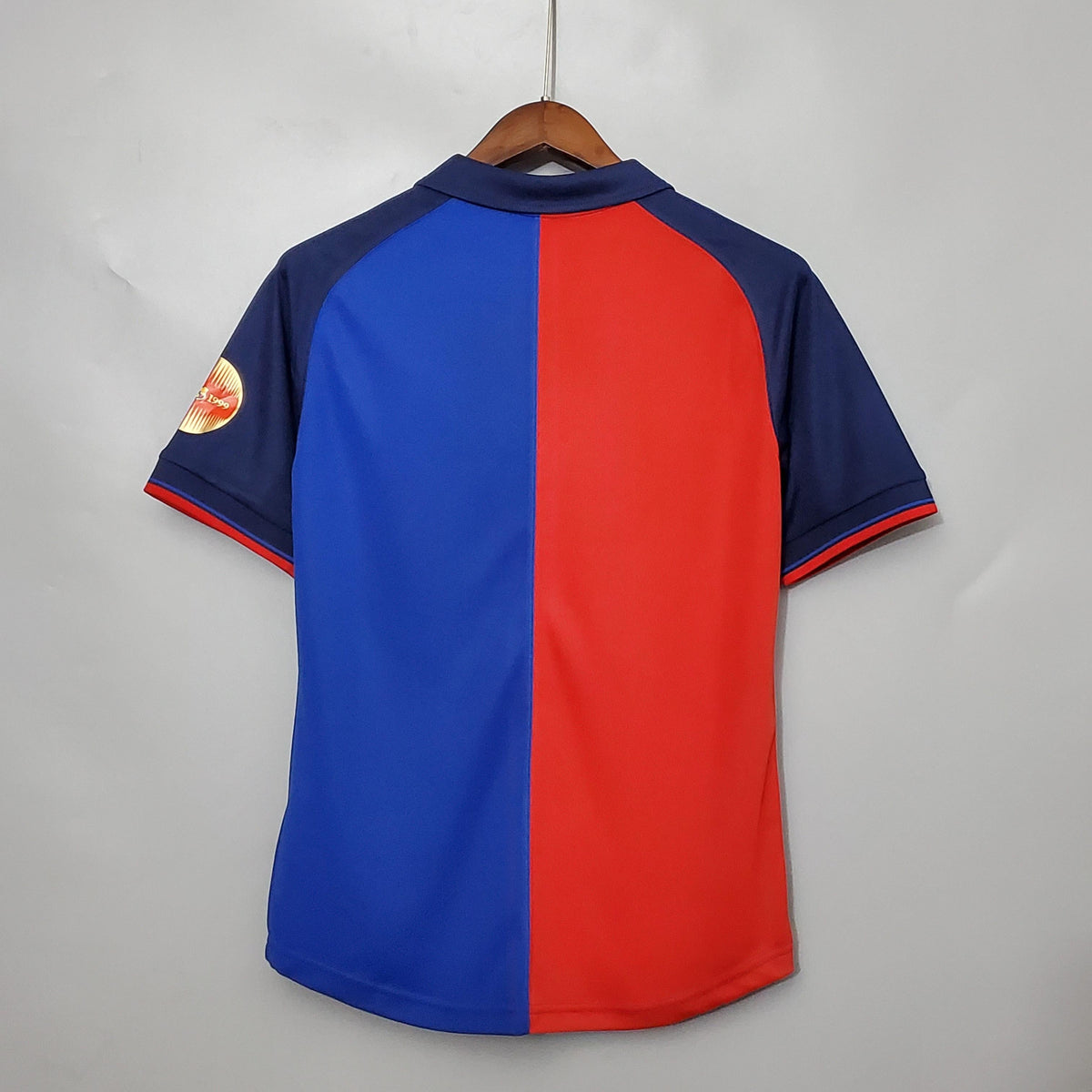 Camiseta retro del centenario del Barcelona 1999