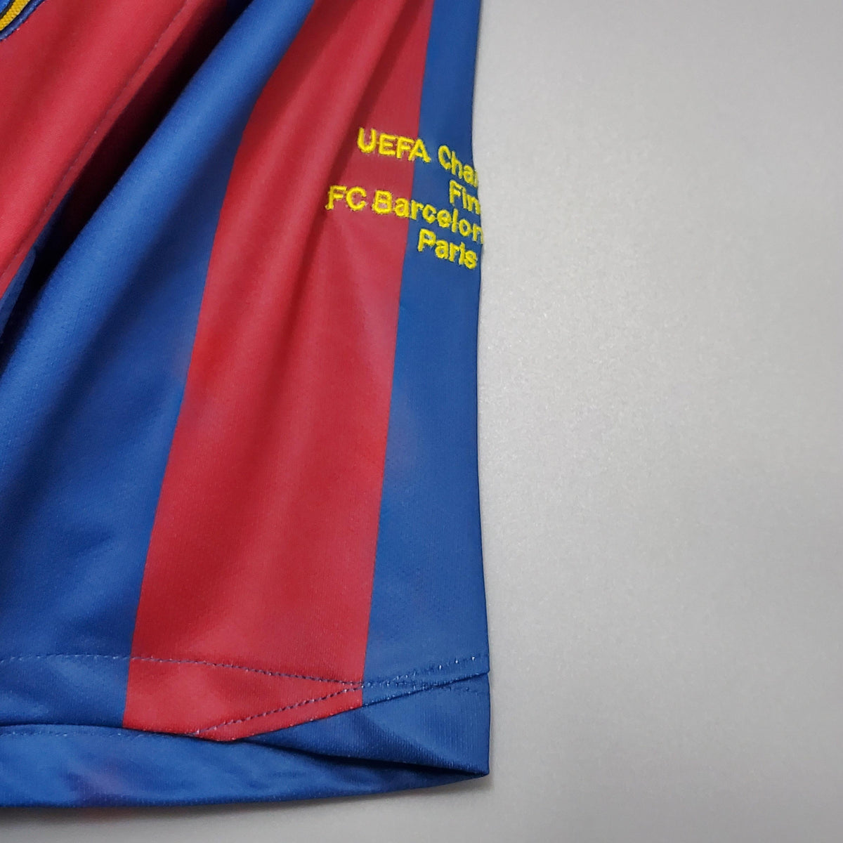 Camiseta retro de local del FC Barcelona de la UEFA Champions League 2006