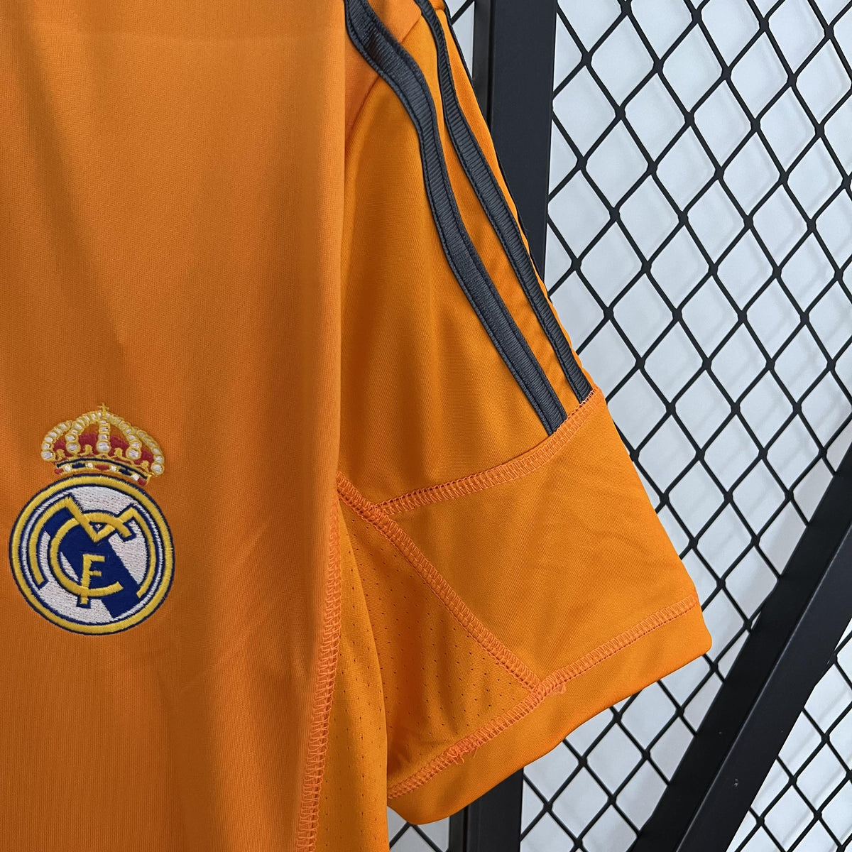 Camiseta retro de visitante del Real Madrid 2013/2014