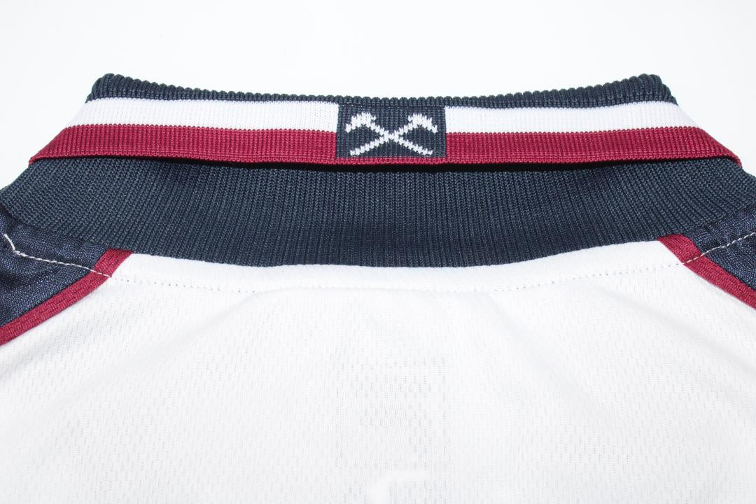 Camiseta retro de visitante del West Ham United 1999/2001