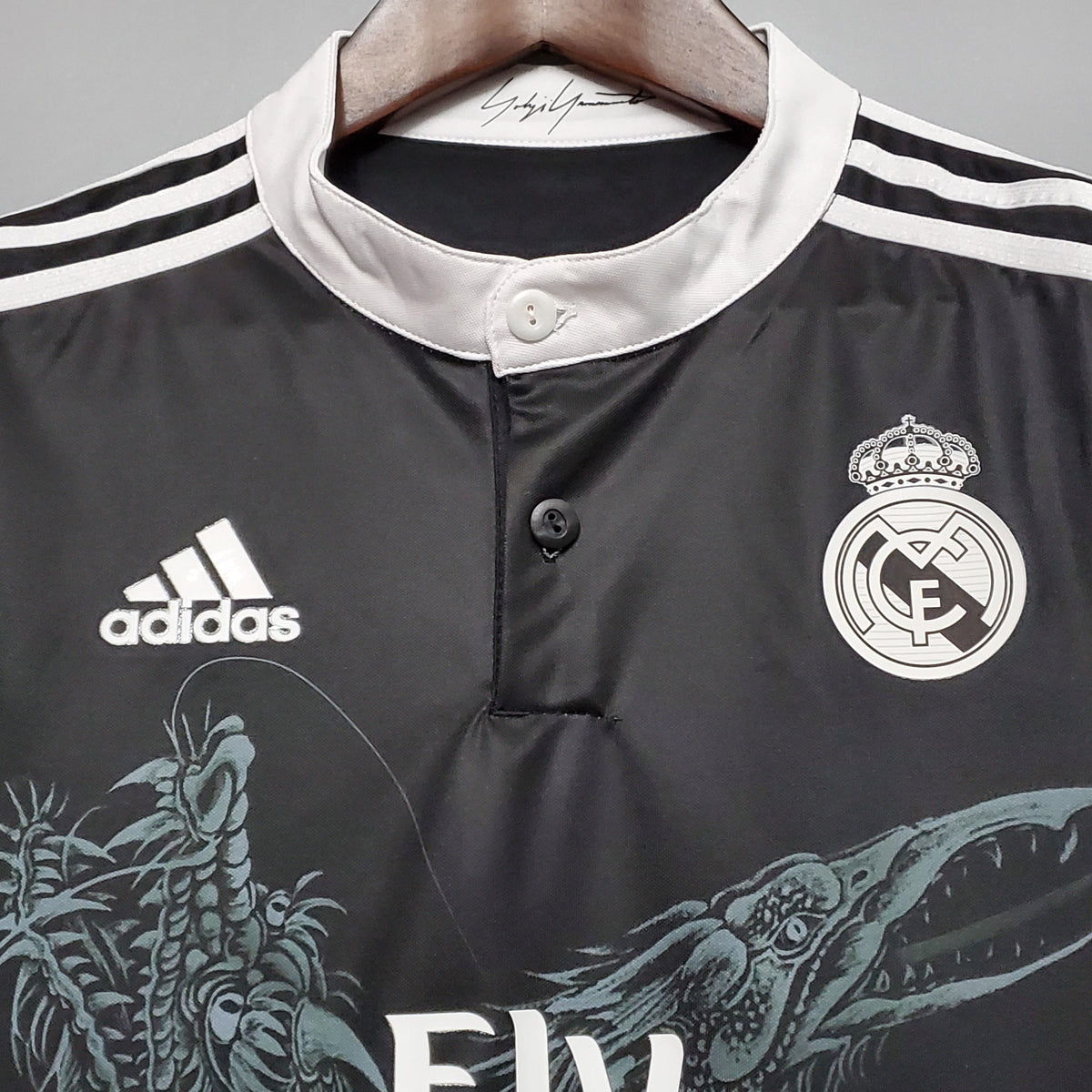 Camiseta retro de visitante del Real Madrid 2014/2015