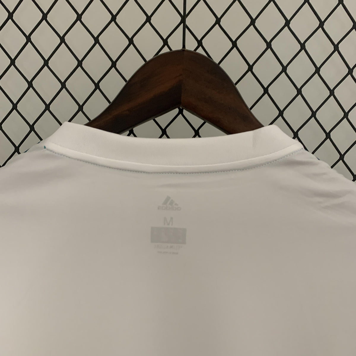 Camiseta retro local del Real Madrid 2017/2018 - Manga larga