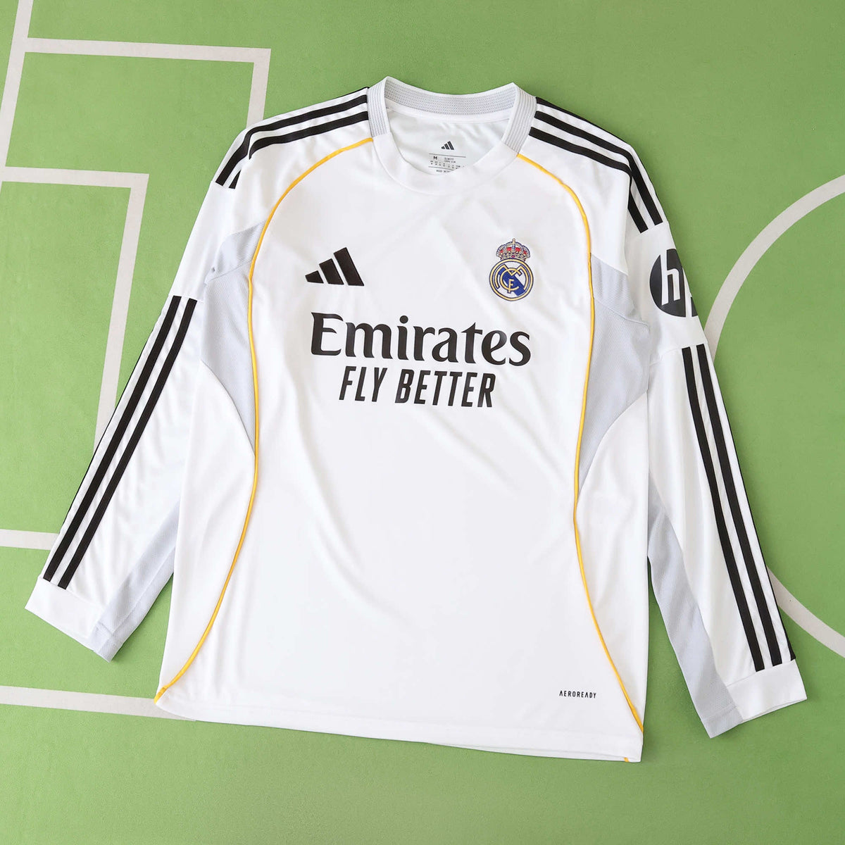 Real Madrid Home Jersey 2025/2026 - Long Sleeve