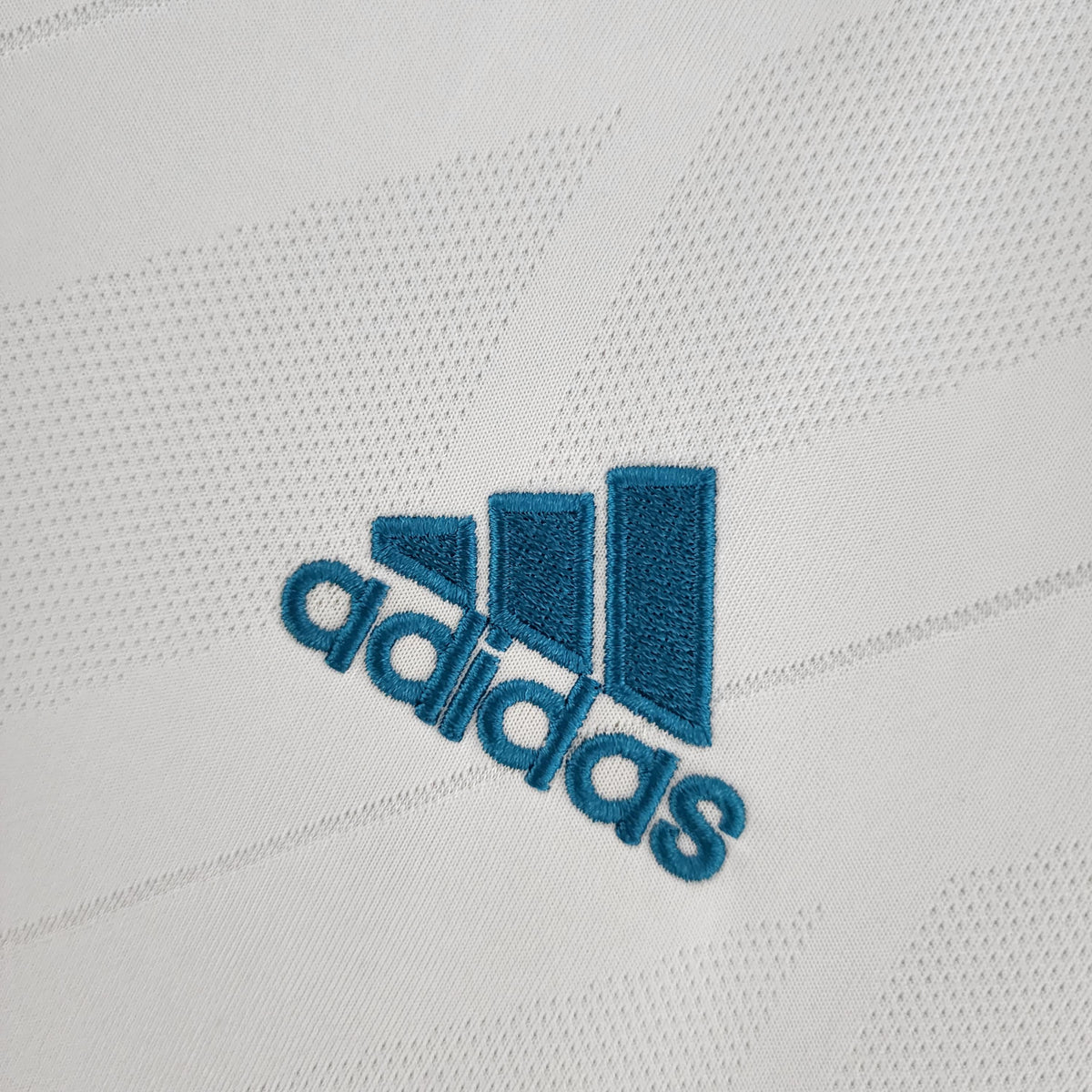Camiseta Retro Real Madrid Primera 2017/2018