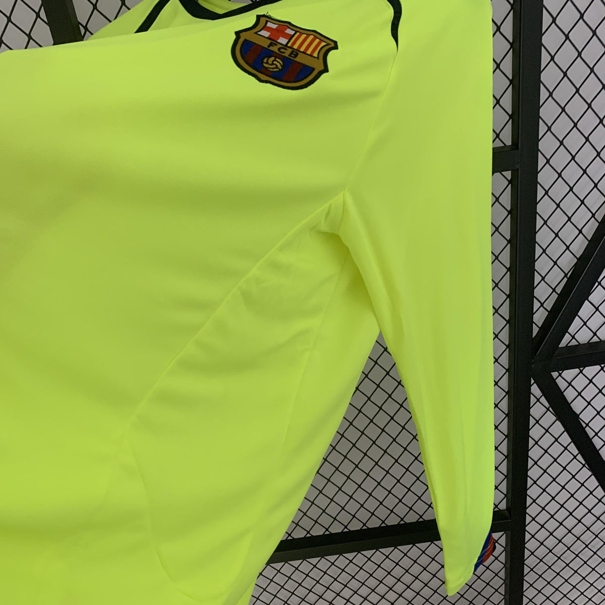 Camiseta retro de visitante del Barcelona 2005/2006 - Manga larga