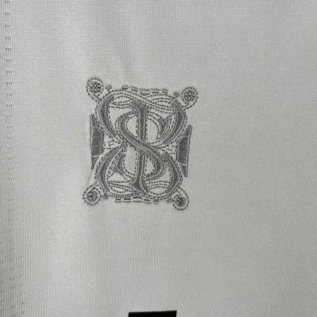 Camiseta retro local del Real Madrid 2009/2010 - Manga larga