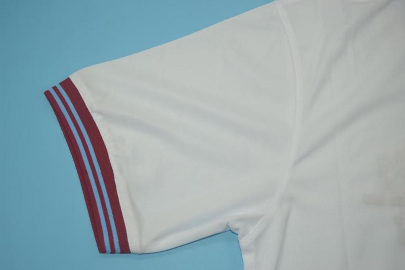 Camiseta retro de visitante del West Ham United 1980