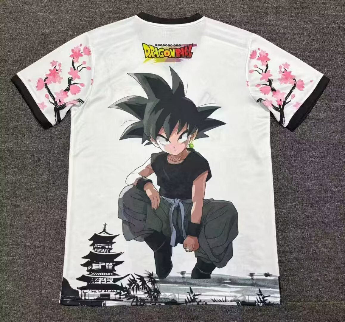 Camiseta de edición especial de Dragon Ball II de Japón 2025