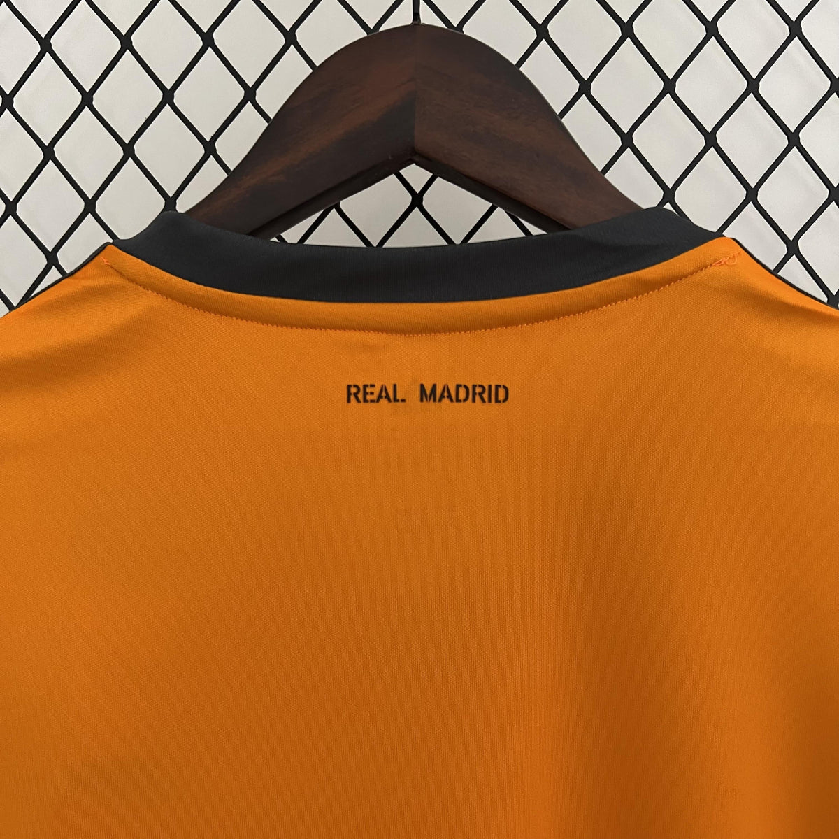 Camiseta retro de visitante del Real Madrid 2013/2014