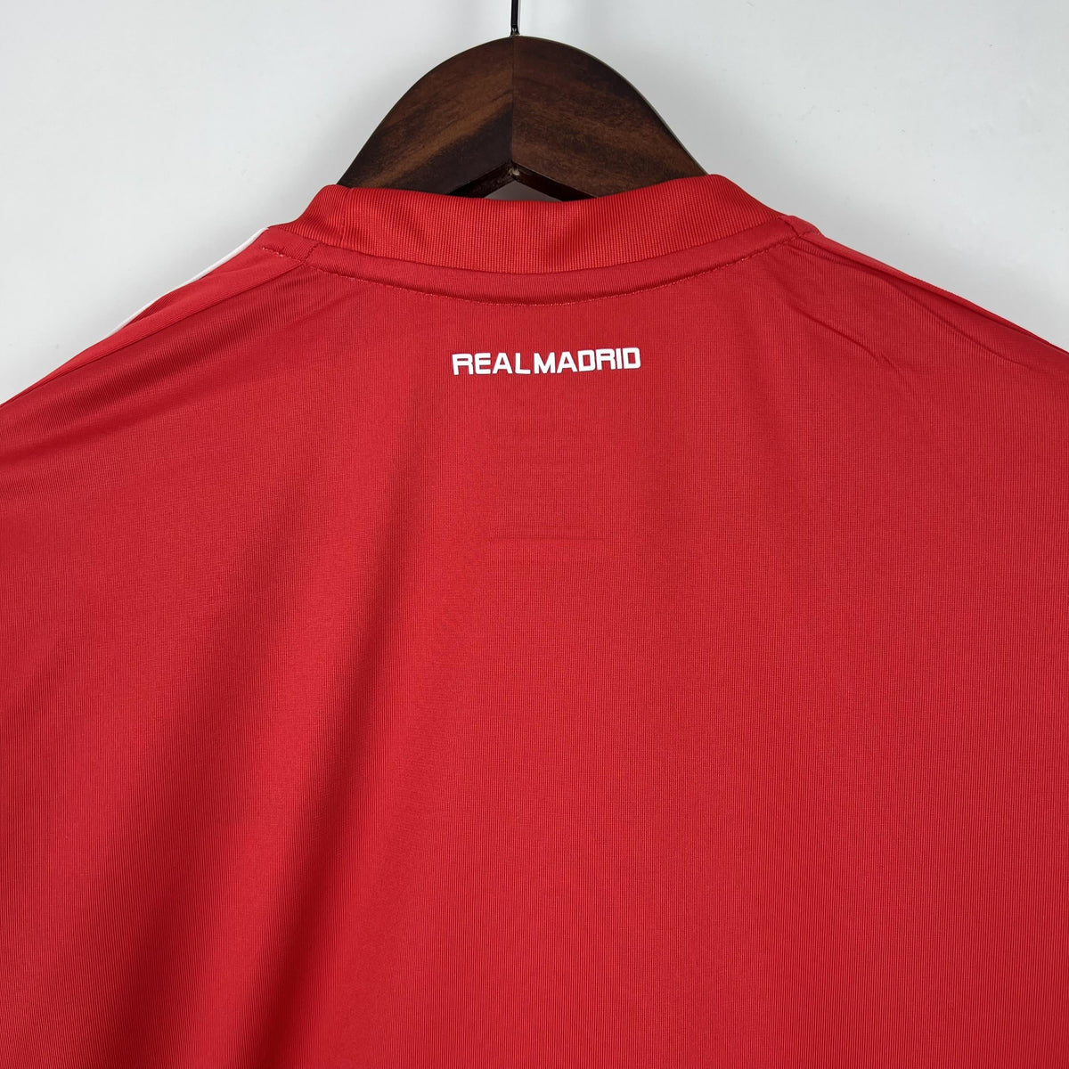 Camiseta retro de visitante del Real Madrid 2011/2012