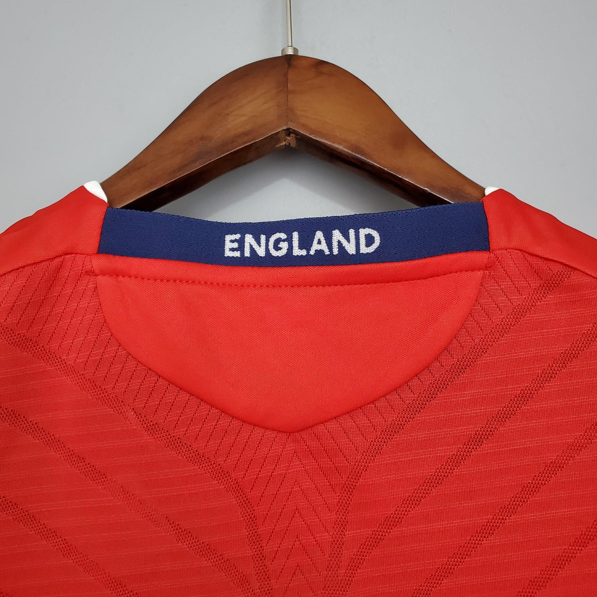 Camiseta retro de visitante de Inglaterra 2008/2010
