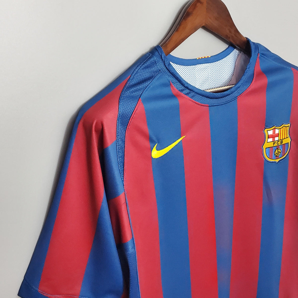 Camiseta retro de local del FC Barcelona de la UEFA Champions League 2006