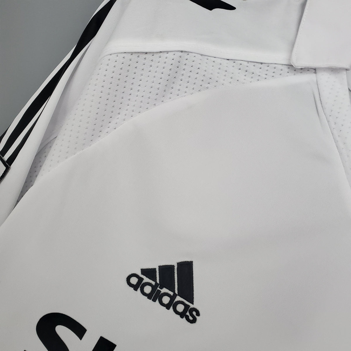 Camiseta retro local del Real Madrid 2005/2006 - Manga larga