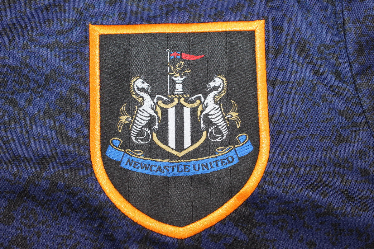 Camiseta retro de visitante del Newcastle 1997/1998