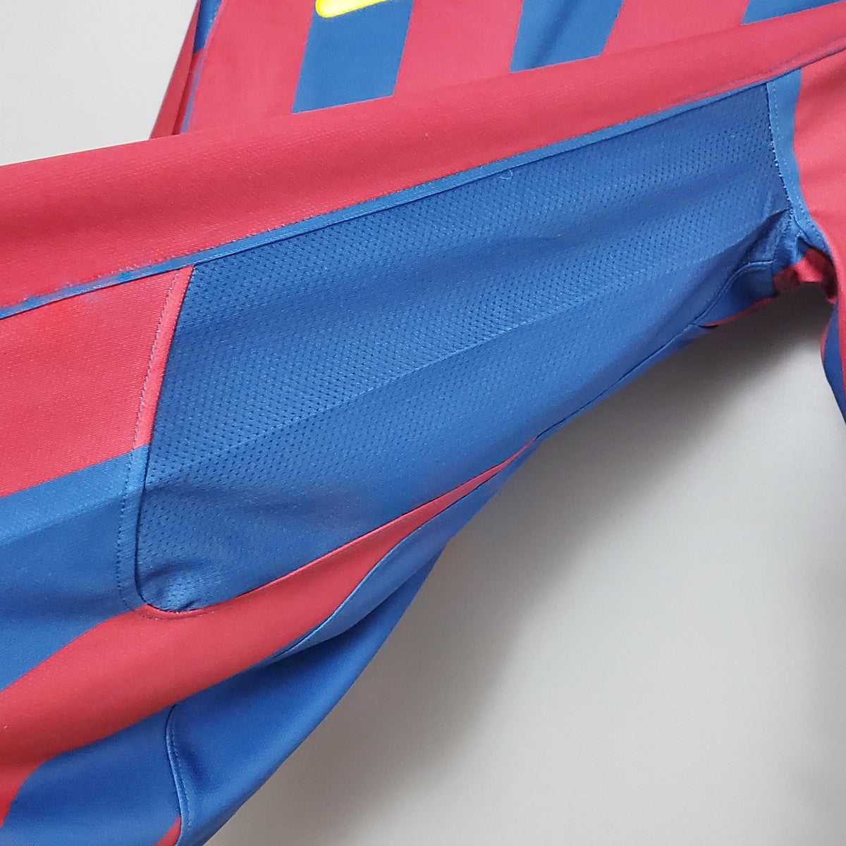 Camiseta retro de local del FC Barcelona de la UEFA Champions League 2006