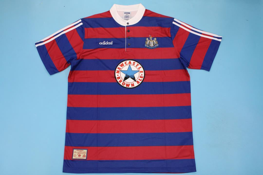 Camiseta retro de visitante del Newcastle 1995/1996