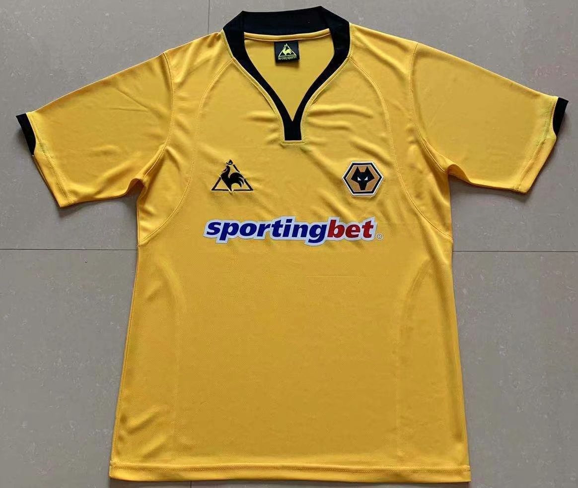 Camiseta retro de local del Wolverhampton Wanderers 2010