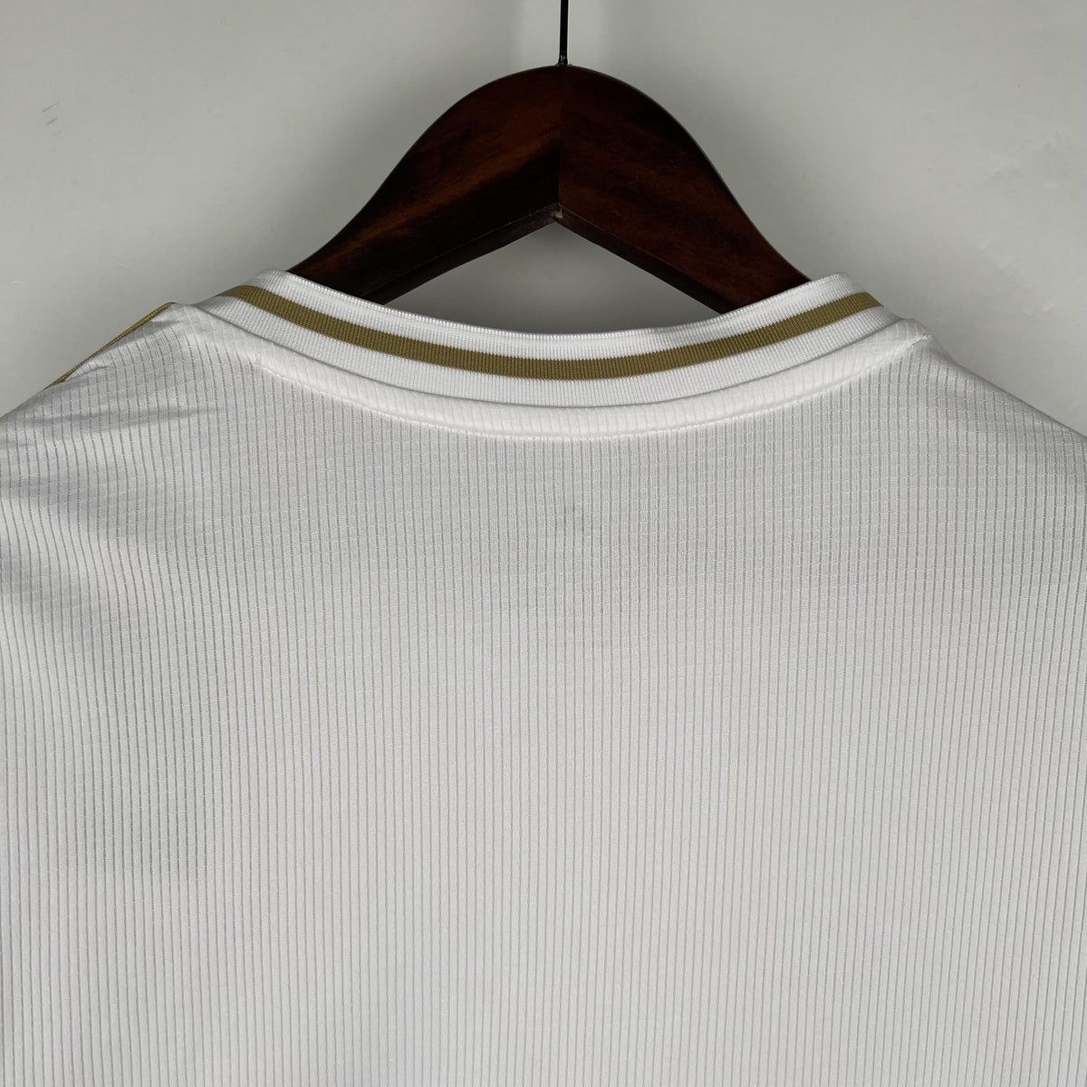 Camiseta retro local del Real Madrid 2019/2020 - Manga larga