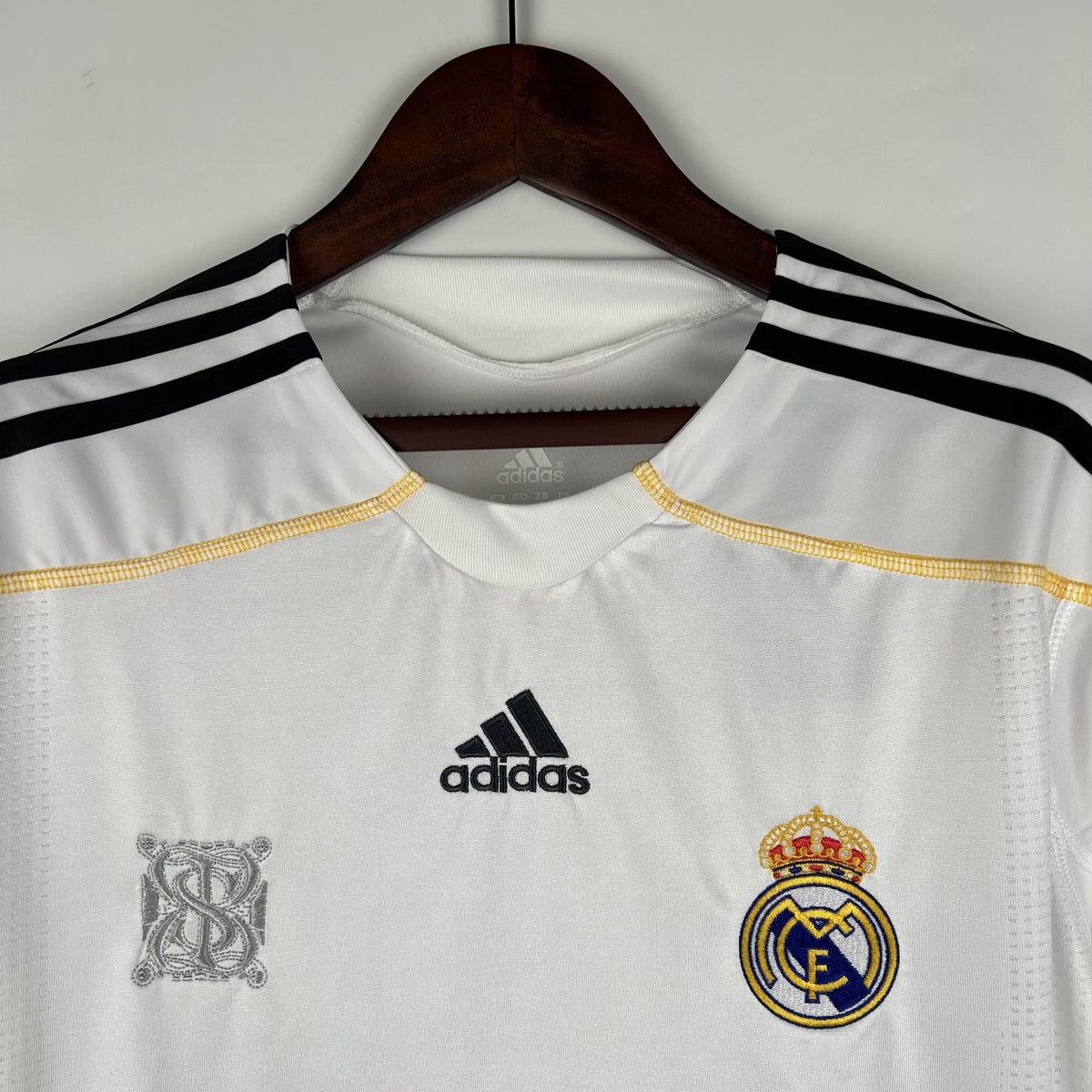 Camiseta retro local del Real Madrid 2009/2010 - Manga larga