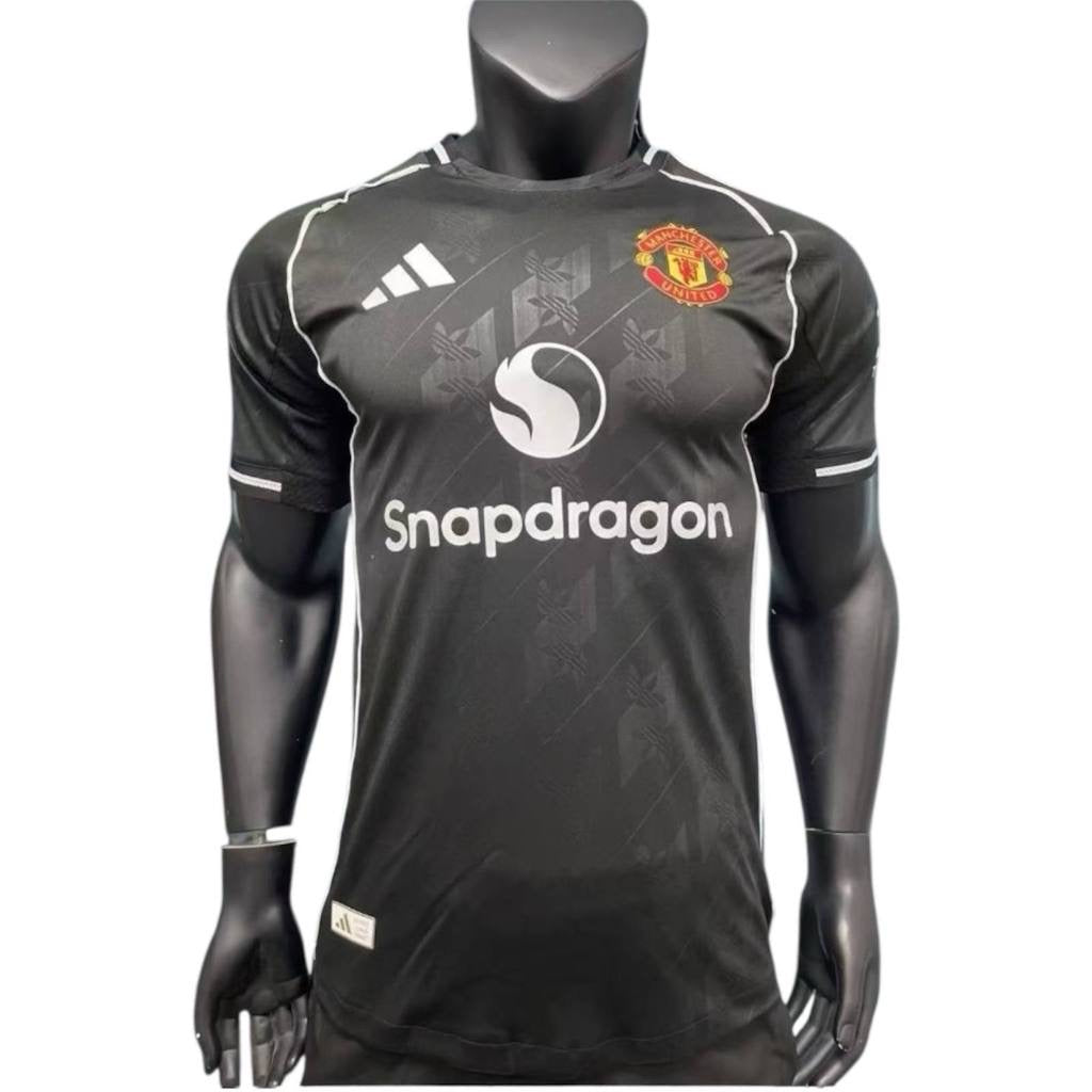 Manchester United 25/26 Negra - Versión Jugador