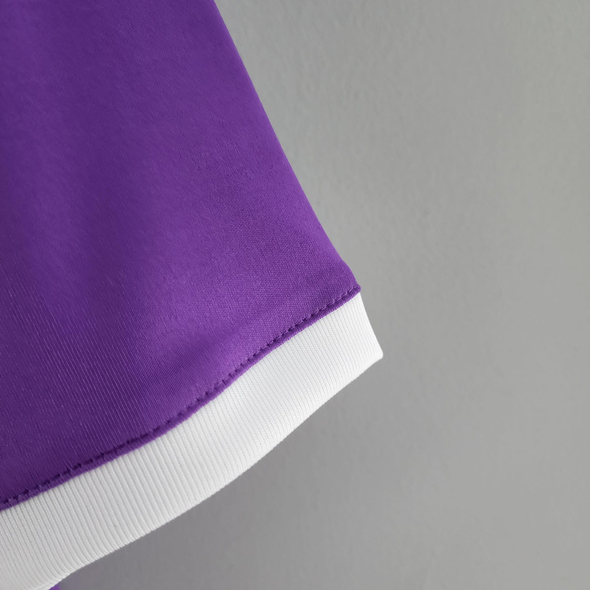 Camiseta retro de visitante del Real Madrid 2016/2017