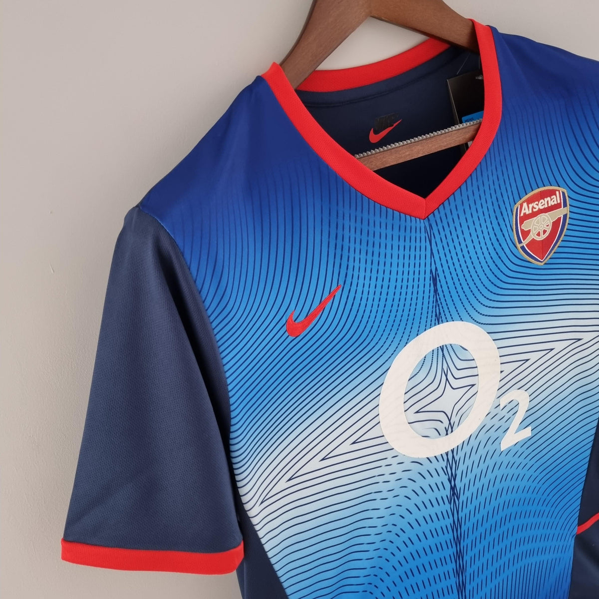 Camiseta retro visitante del Arsenal 2002/04
