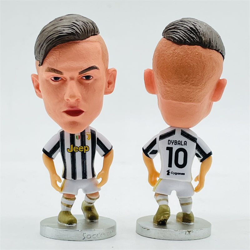 Muñeco de Paulo Dybala con el número 10 de la Juventus, temporada 2020