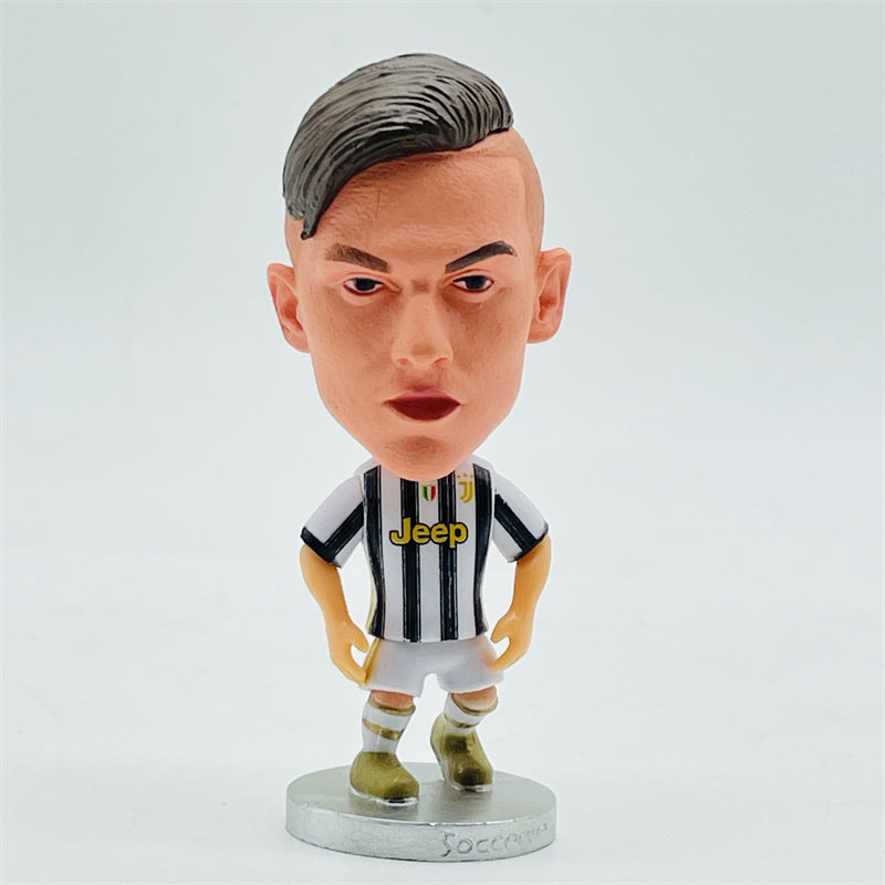 Muñeco de Paulo Dybala con el número 10 de la Juventus, temporada 2020