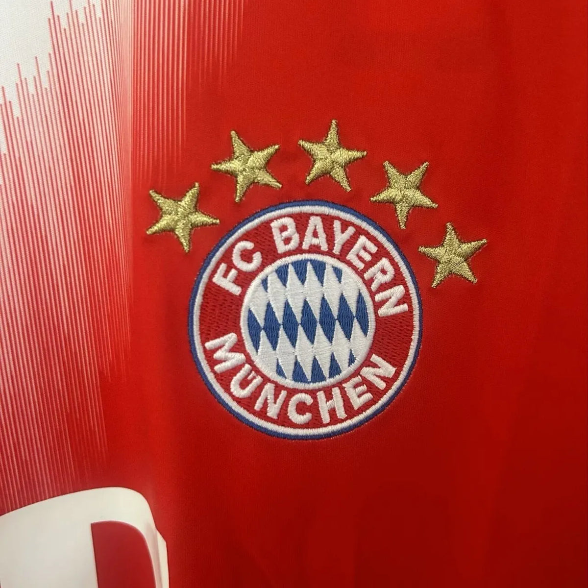 Camiseta Bayern de Múnich 25/26 - Versión Fan