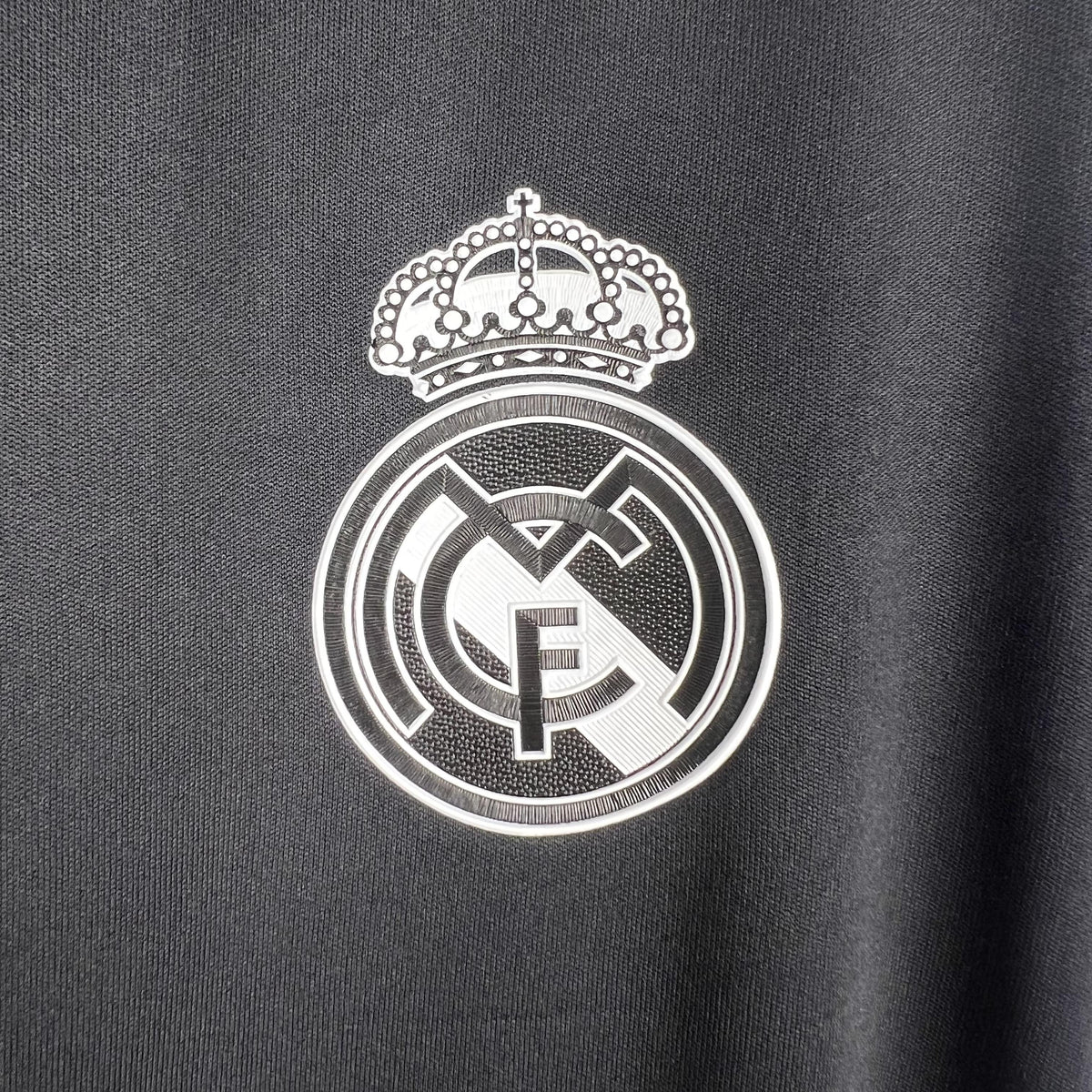 Camiseta retro de la tercera equipación del Real Madrid 2016/2017