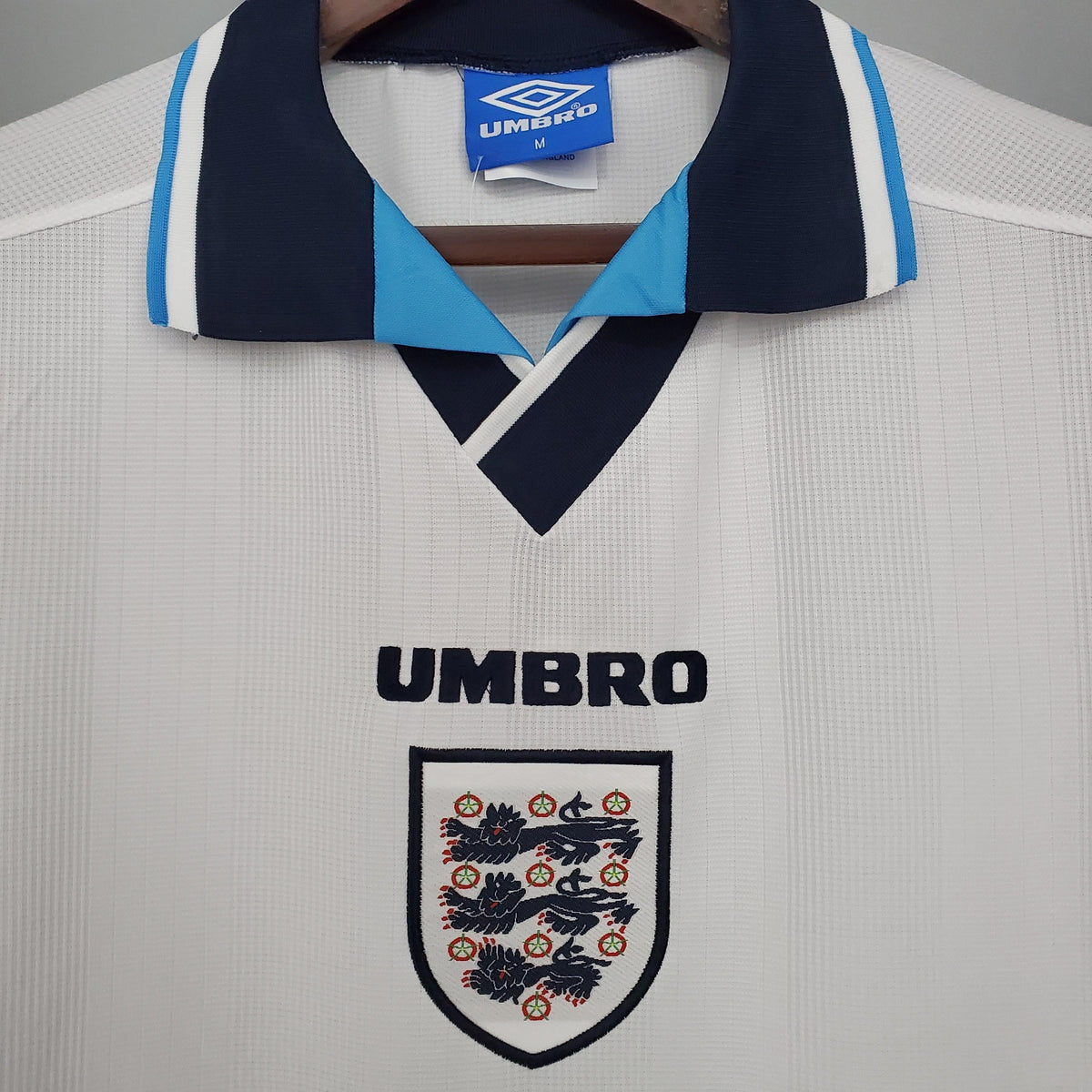 Camiseta retro de local de Inglaterra para la Eurocopa 1995/97