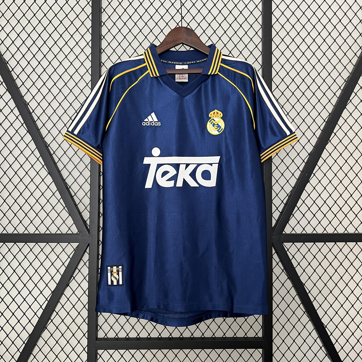 Camiseta retro de la tercera equipación del Real Madrid 1998/1999